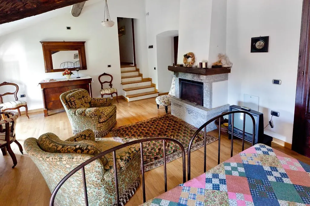 Villa Giani Annone di Brianza 0*,  Italy