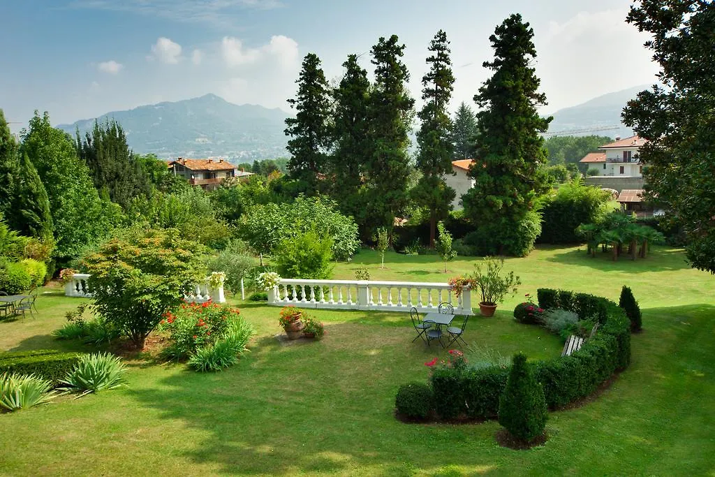 Villa Giani Annone di Brianza 0*,